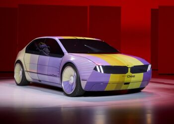 Седан BMW i Vision Dee: меняющий цвет кузов, нормальные «ноздри» и Шварценеггер — АВТО НОВОСТИ