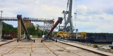 Скандал. В порту Усть-Дунайськ стверджують, що компанія нардепа Тищенка захопила державне майно, і приватизацію готують під нього