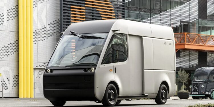 Стартап Arrival Дениса Свердлова сокращает 50% персонала и переносит производство в США — АВТО НОВОСТИ