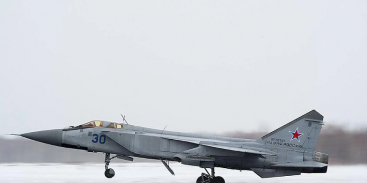 Україна різко «почервоніла»: у Білорусі підняли винищувачі