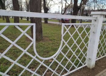 В Ізмаїлі демонтували профіль Пушкіна і перейменували сквер, названий на його честь