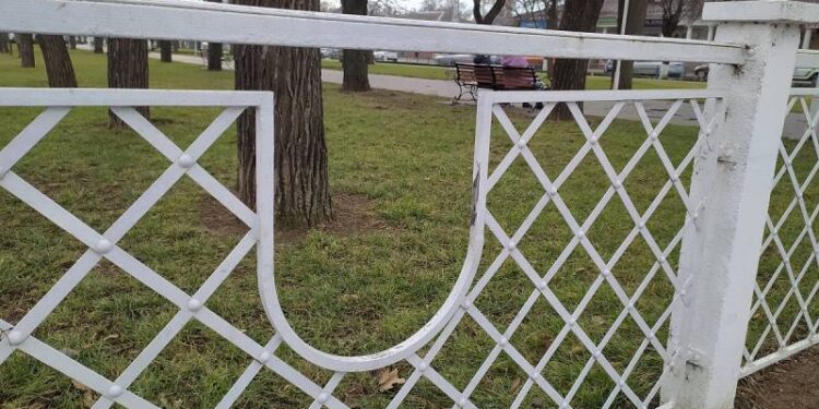 В Ізмаїлі демонтували профіль Пушкіна і перейменували сквер, названий на його честь