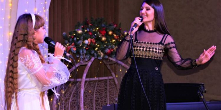 В Ізмаїлі пройшов концерт вокальної студії NOTE — «Назламна країна» — Місто 24 (СВІТЛИНИ)