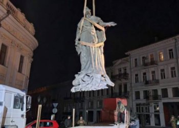 В Одесі знесли пам’ятник Катерині