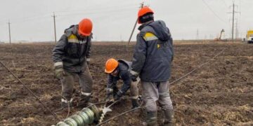 В Одессе и Одесском районе без света остаются 450 тысяч человек.