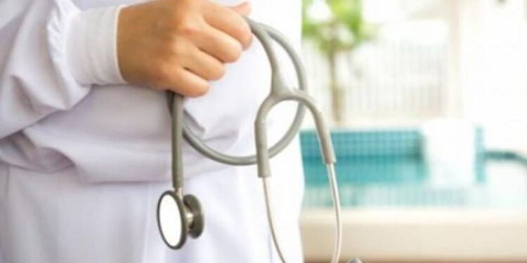 Встановлено мінімальні зарплати медикам на 2023 рік