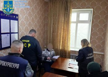 На Вінниччині піде під суд трійця зеків-шахраїв, які ошукували людей по телефону  | Кримінальні новини