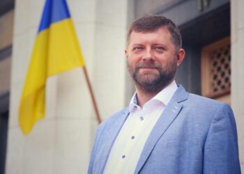 У Зеленського планують змінити адміністративно-територіальний устрій країни, об’єднавши області в регіони