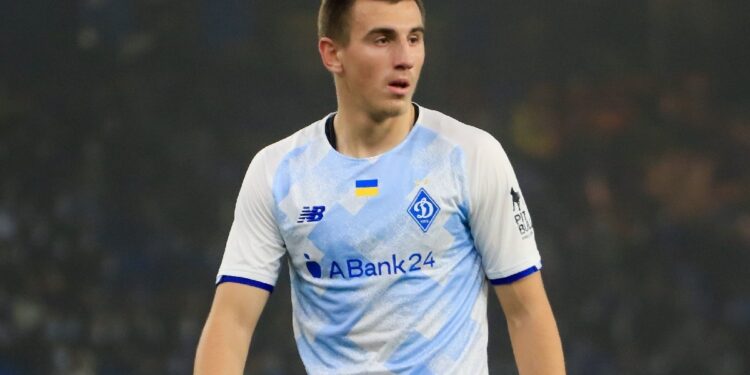 Официально. Максим Дячук возвращается в «Динамо» (1 февраля 2023 г.) — Новости футбола