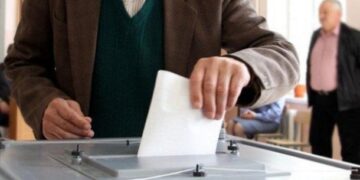 Соцопитування: лідерами серед кандидатів на пост президента є Зеленський і Тимошенко