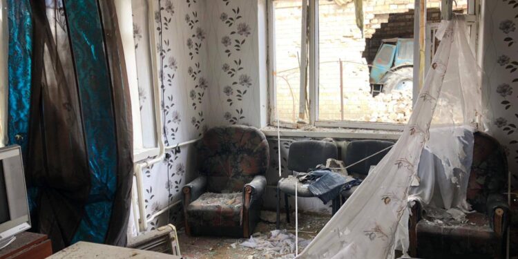 Вчора ворог активно обстрілював Дніпропетровщину, є руйнування та поранені, — голова ОВА. ФОТО | Кримінальні новини