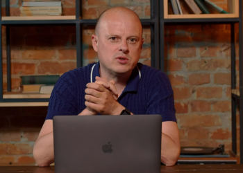 «Возьмите Блохина. Командировка в Англию, суточные в долларах…»: Вацко уничтожил УАФ за ситуацию с возможным назначением Ротан (19 февраля 2023 г.) — Новости футбола