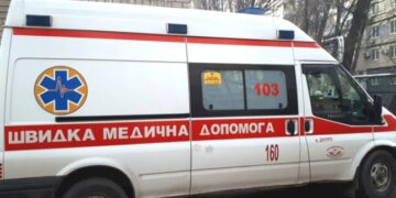 Лікарі одеської швидкої в дорозі допомогли народитися двійні — Новини Одеської області