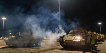 Перші 60 БМП Bradley відправили зі США в Україну