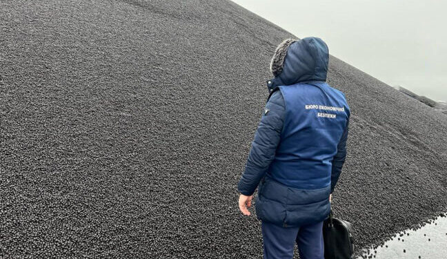 У морських портах Одеської області виявили руду російського олігарха: сировину передали державі — Новини Одеської області