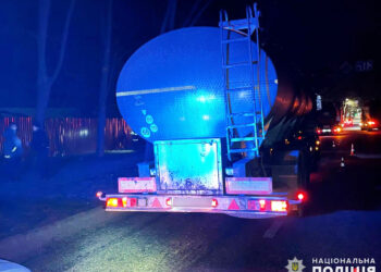 Поліція встановлює обставини ДТП у Миколаєві та особу загиблого в ній пішохода. ФОТО | Кримінальні новини