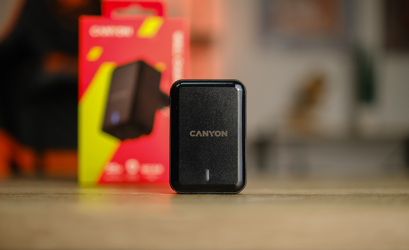 Хіт-парад зарядок від Canyon: швидке та безпечне заряджання гаджетів вдома, в офісі та у подорожі