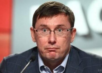 Луценко погрожує піти у відставку через конфлікт у БПП