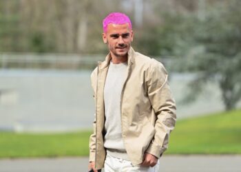 Гризманн может завершить международную карьеру после того, как Мбаппе стал капитаном сборной Франции (21 марта 2023 г.) — Новости футбола