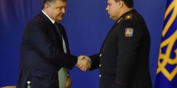 Відповідальний за спецслужби в адміністрації Порошенко, Генерал Кондратюк, подав у відставку