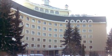 Кабмін розширив перелік безплатних медичних послуг у «Феофанії»