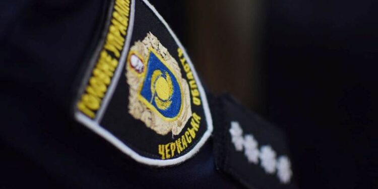 У Черкасах поліція розкрила вбивство чоловіка, тіло якого було знайдено на цвинтарі | Кримінальні новини