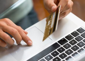 Українців попереджають про нову шахрайську схему в інтернеті