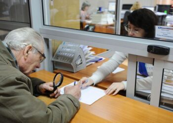 В Україні планують «відв’язати» соціальні виплати від прожиткового мінімуму