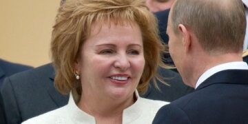 Путін «відвантажив» своїй колишній дружині та її молодому обранцеві Калінінградську область