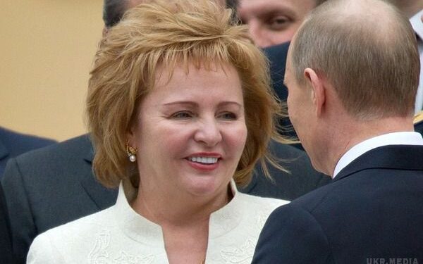 Путін «відвантажив» своїй колишній дружині та її молодому обранцеві Калінінградську область
