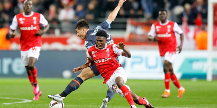 Очередной матч Малиновского за «Марсель»: 63 минуты на поле, желтая карточка и худшая оценка (ВИДЕО) (20 марта 2023 г.) — Новости футбола