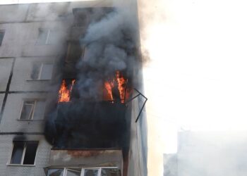 Дві рашистські ракети влучили у багатоповерхівку у Запоріжжі, серед 18 поранених є діти. ФОТО | Кримінальні новини