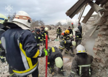На Львівщині ракета влучила у житлову зону: люди загинули у власних будинках