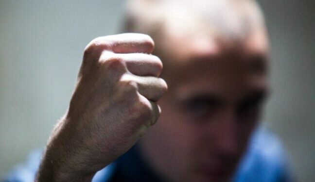 На Одещині чоловік систематично знущався над співмешканкою — Новини Одеської області