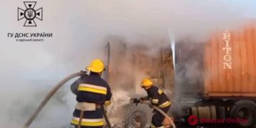 На трасі Рені — Ізмаїл спалахнула вантажівка