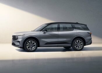 Новый кроссовер Ford Edge L оказался дешевле конкурента от Toyota — АВТО НОВОСТИ