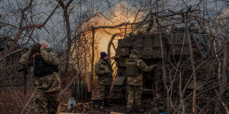NYT: Українські військовослужбовці, практично оточені, відтісняють росіян назад