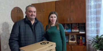 ПРОЄКТ «НОУТБУК КОЖНОМУ ВЧИТЕЛЮ»: ШКОЛИ АРЦИЗЬКОЇ ГРОМАДИ ОТРИМАЛИ СУЧАСНІ ГАДЖЕТИ ДЛЯ ВЧИТЕЛІВ