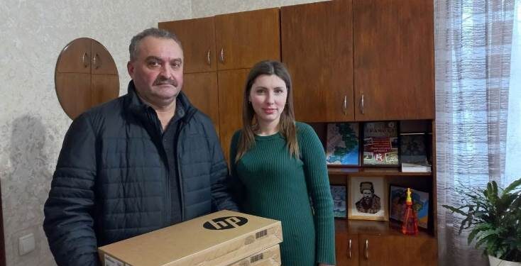 ПРОЄКТ «НОУТБУК КОЖНОМУ ВЧИТЕЛЮ»: ШКОЛИ АРЦИЗЬКОЇ ГРОМАДИ ОТРИМАЛИ СУЧАСНІ ГАДЖЕТИ ДЛЯ ВЧИТЕЛІВ