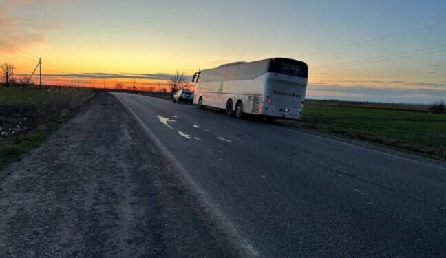 Смертельна ДТП на трасі Одеса-Рені: рейсовий автобус наїхав на жінку — Новини Одеської області