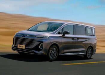 У роскошного минивэна Hongqi HQ9 появилась более дешёвая альтернатива – FAW Bestune M9 — АВТО НОВОСТИ