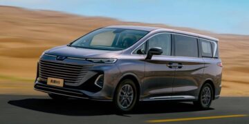 У роскошного минивэна Hongqi HQ9 появилась более дешёвая альтернатива – FAW Bestune M9 — АВТО НОВОСТИ