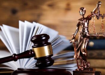 В Ізмаїлі судитимуть керівника, через недбалість якого працівник зламав ногу