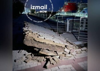 В Ізмаїльському порту біля морвокзалу зіткнулися три судна: пошкоджено гідротехнічну споруду