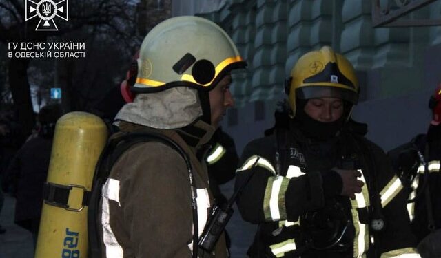 В Одесі виникла пожежа у театрі | Одеський Кур’єр
