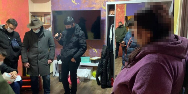 В Одесской области правоохранители разоблачили женщину в интернет-мошенничестве с продажей одежды — Суспільство Одеси