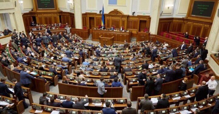 В Украине узаконили электронную трудовую книжку — Суспільство Одеси