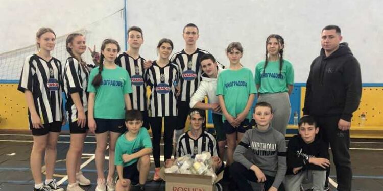 Збірна Виноградівського опорного закладу освіти переможці у зональних змаганнях обласної Спартакіади «Козацький гарт»