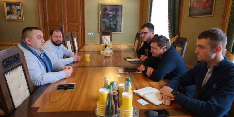 У Червонограді уже 4 місяці працює нове меблеве підприємство. Щоб його відкрити, залучили 6 мільйонів євро від польських інвесторів – Новини Львова та області