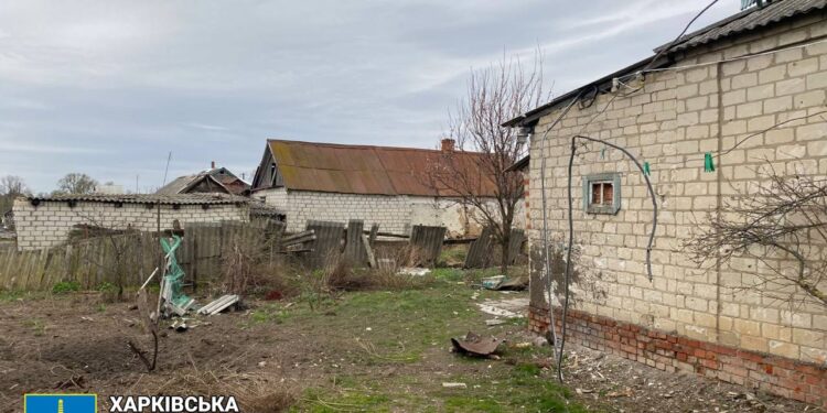 Розпочато провадження за фактом загибелі людей внаслідок обстрілу Дворічної, що на Харківщині | Кримінальні новини